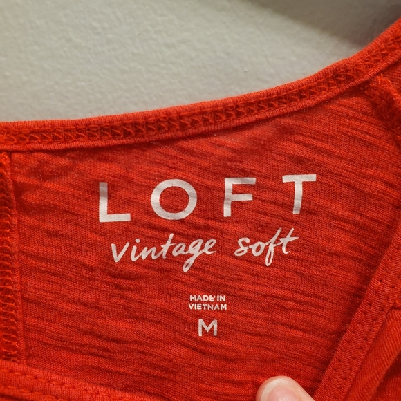 LOFT Vintage Soft Red Long Sleeve Tee Size M - Picture 4 of 5